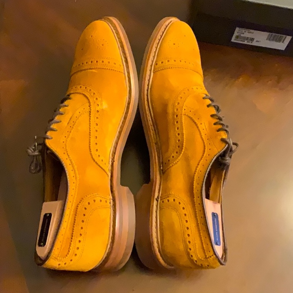 Allen Edmonds Strandmok Cap-toe Oxford with Dainite Rubber Sole - Picture 6 of 11